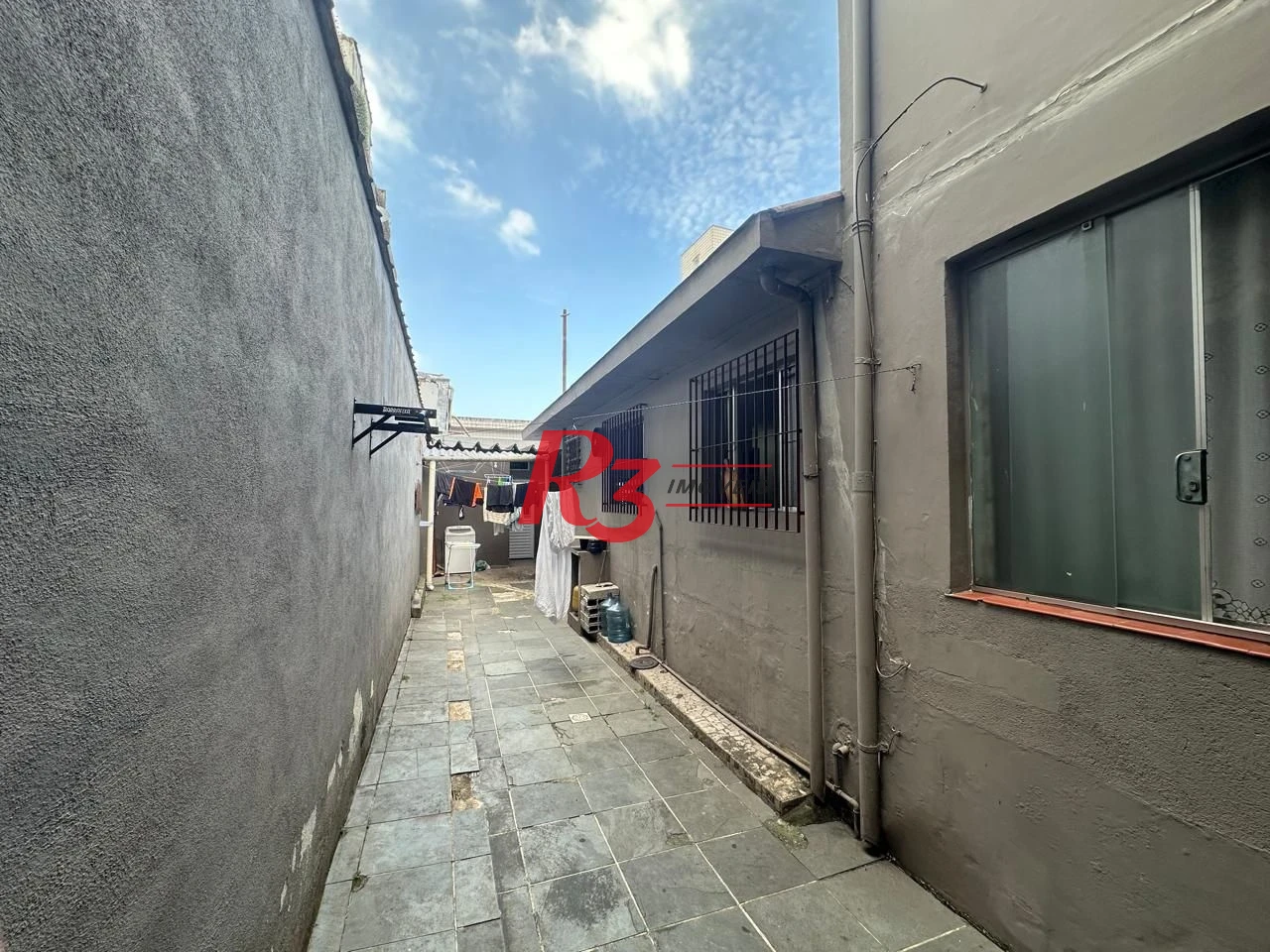 Casa com 6 dormitórios, 223 m² - venda por R$ 900.000,00 ou aluguel por R$ 8.000,01/mês - Vila Matias - Santos/SP