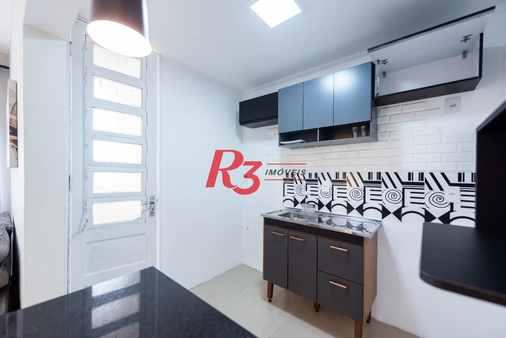 Apartamento com 2 dormitórios para alugar, 86 m² por R$ 5.000,02/mês - Boqueirão - Santos/SP