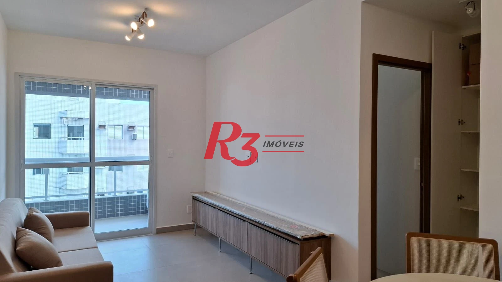 Apartamento com 1 dormitório para alugar, 53 m² por R$ 5.500,00/mês - Boqueirão - Santos/SP
