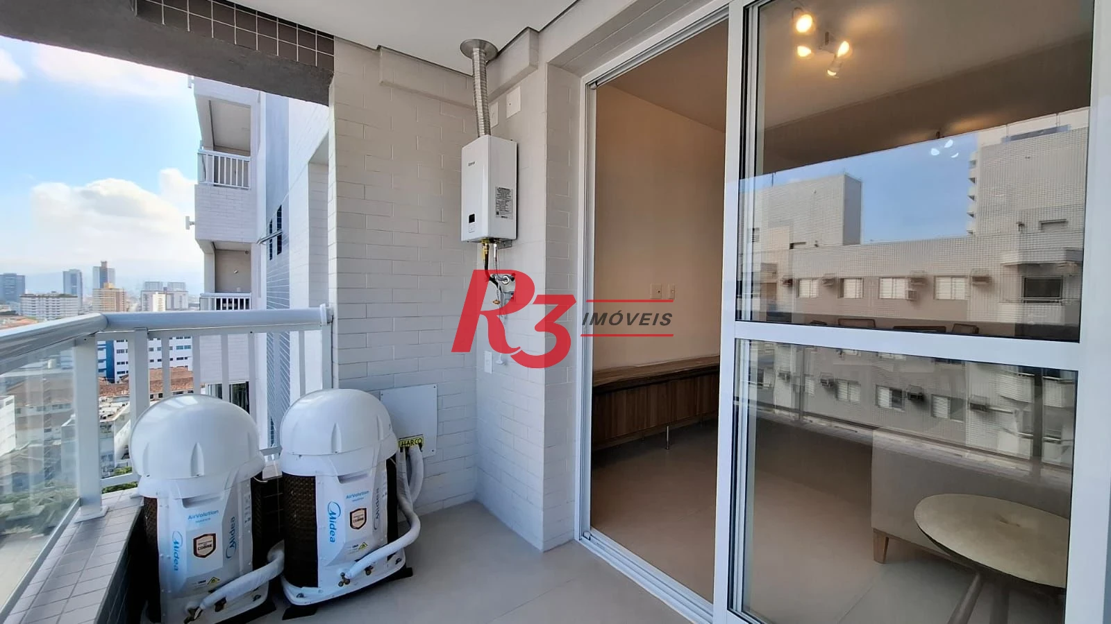 Apartamento com 1 dormitório para alugar, 53 m² por R$ 5.500,00/mês - Boqueirão - Santos/SP