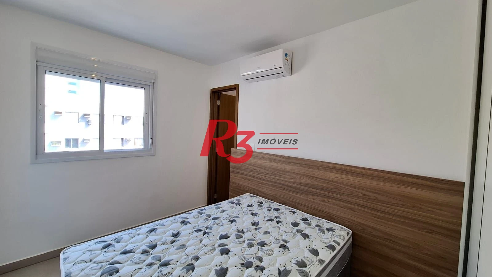 Apartamento com 1 dormitório para alugar, 53 m² por R$ 5.500,00/mês - Boqueirão - Santos/SP