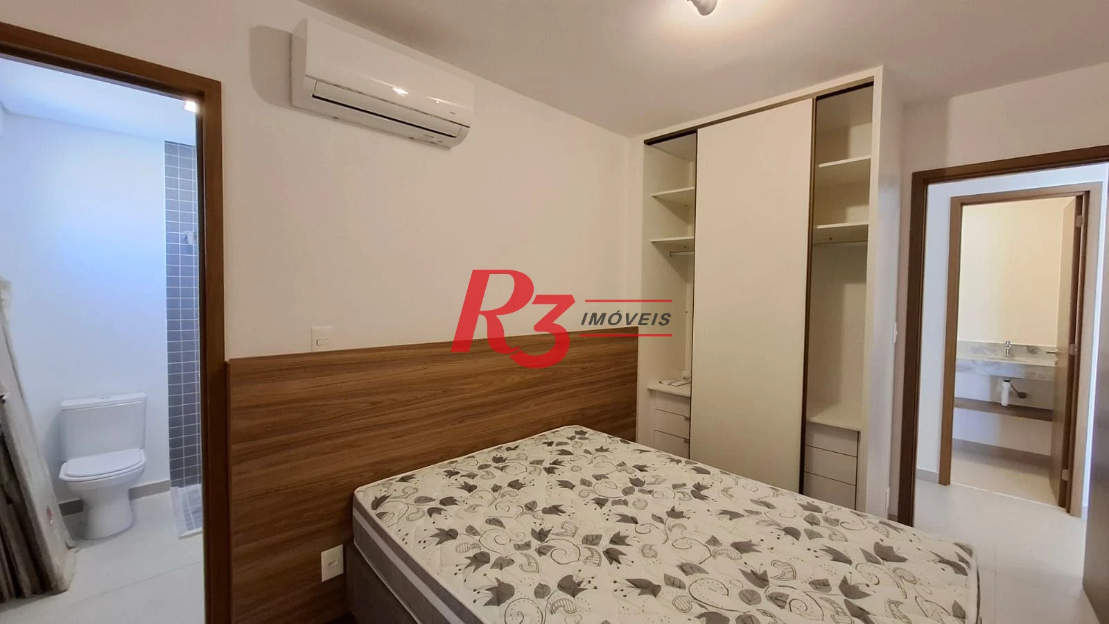 Apartamento com 1 dormitório para alugar, 53 m² por R$ 5.500,00/mês - Boqueirão - Santos/SP