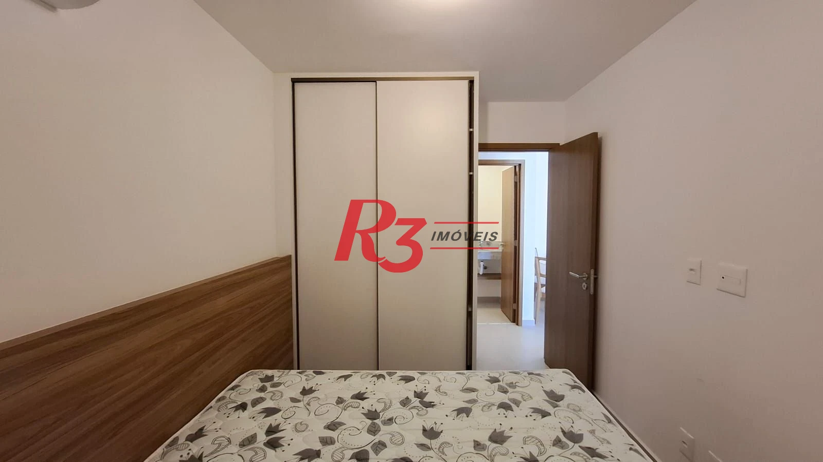Apartamento com 1 dormitório para alugar, 53 m² por R$ 5.500,00/mês - Boqueirão - Santos/SP