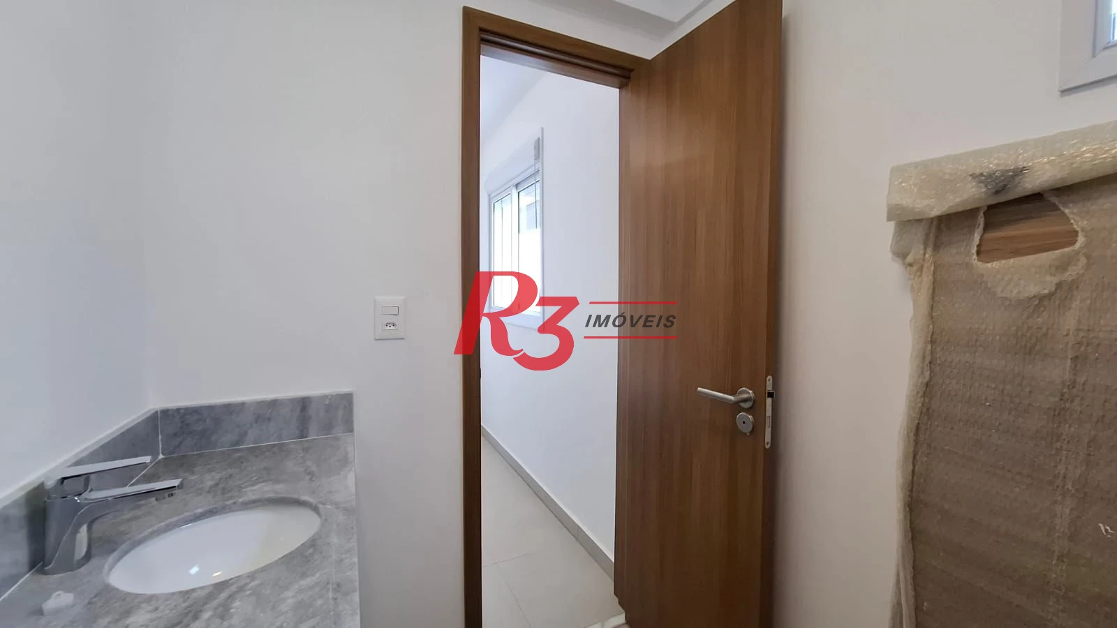 Apartamento com 1 dormitório para alugar, 53 m² por R$ 5.500,00/mês - Boqueirão - Santos/SP