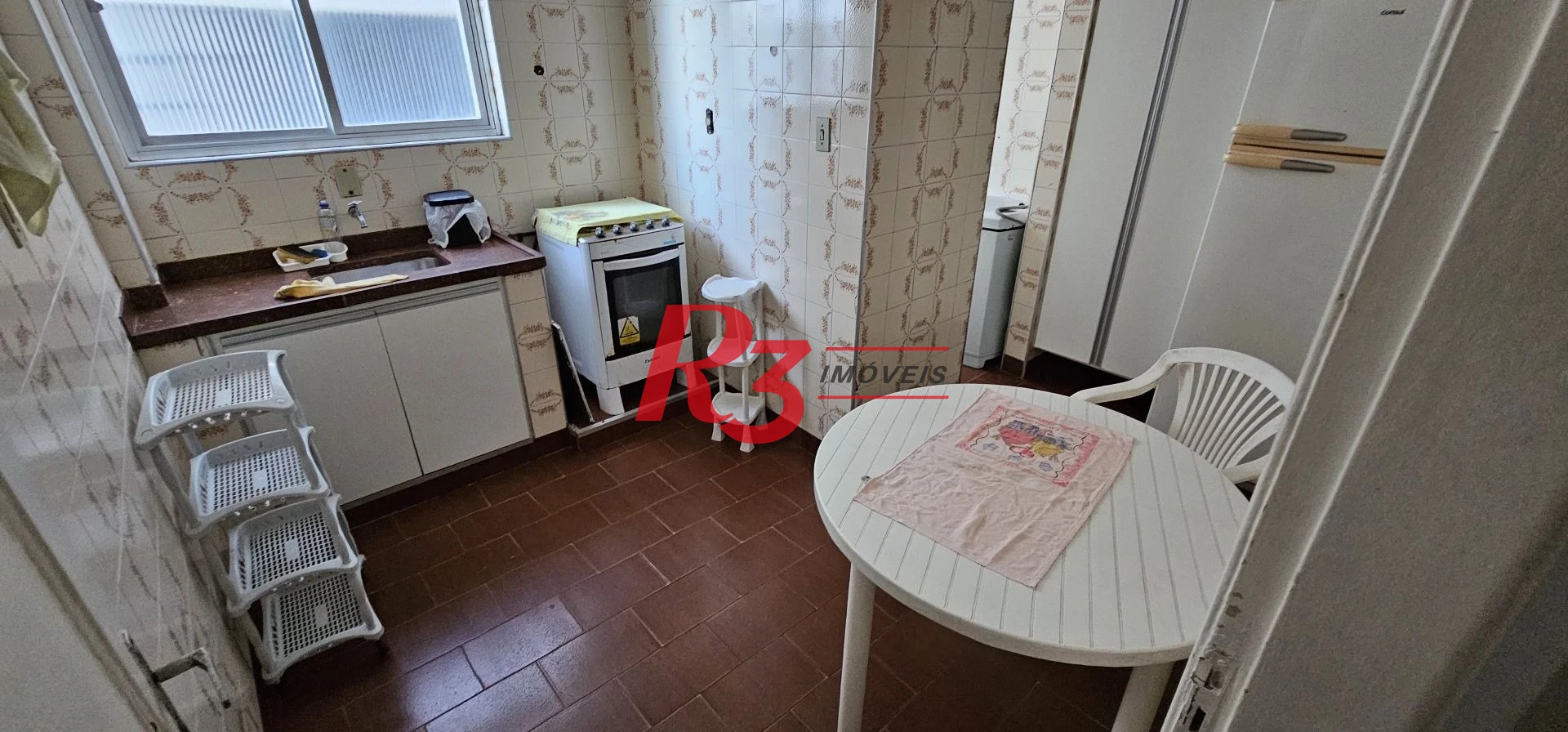 Apartamento para alugar, 100 m² por R$ 5.000,00/mês - Gonzaga - Santos/SP