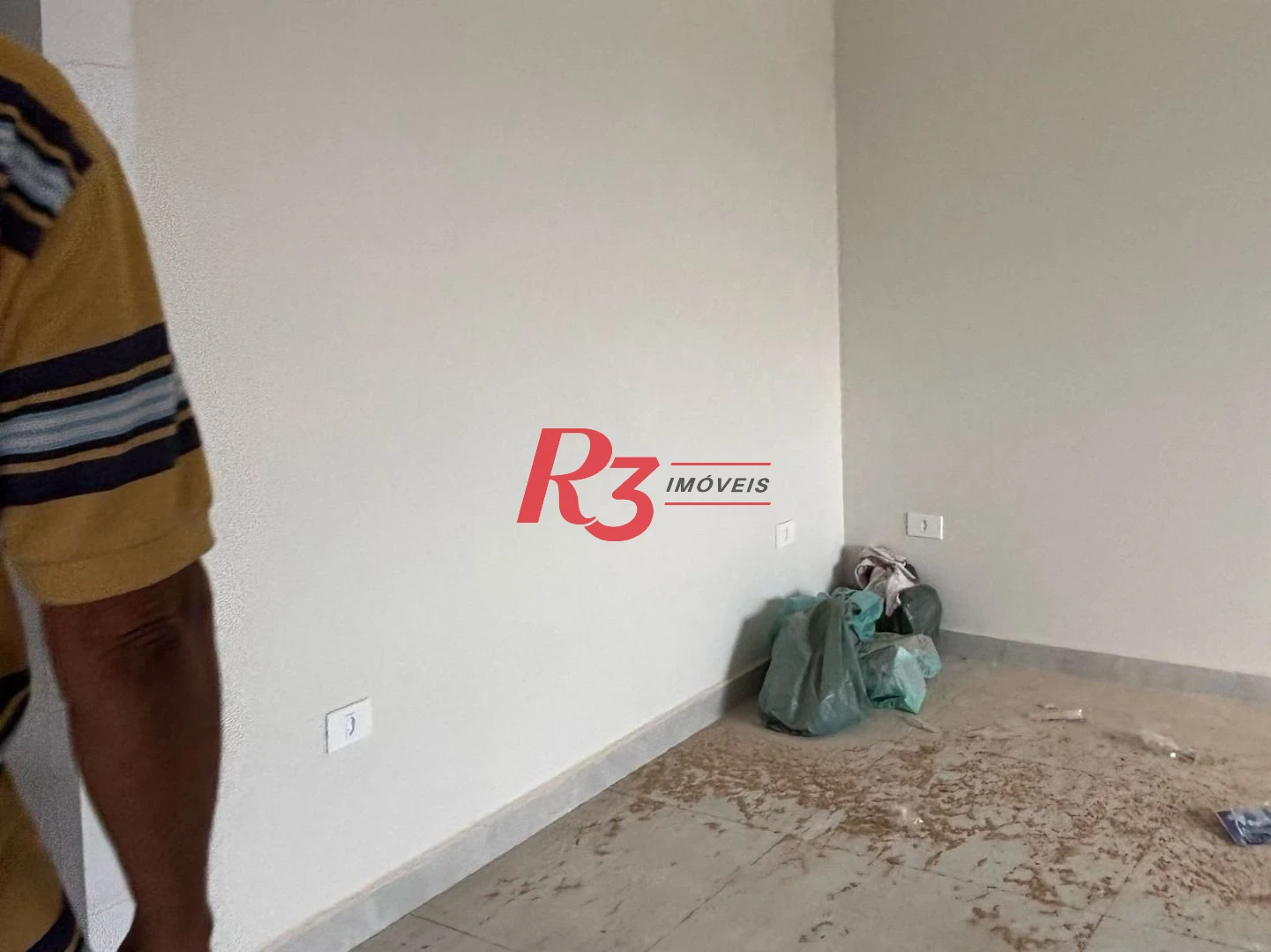 Casa com 2 dormitórios à venda, 78 m² por R$ 405.000,00 - Castelo - Santos/SP