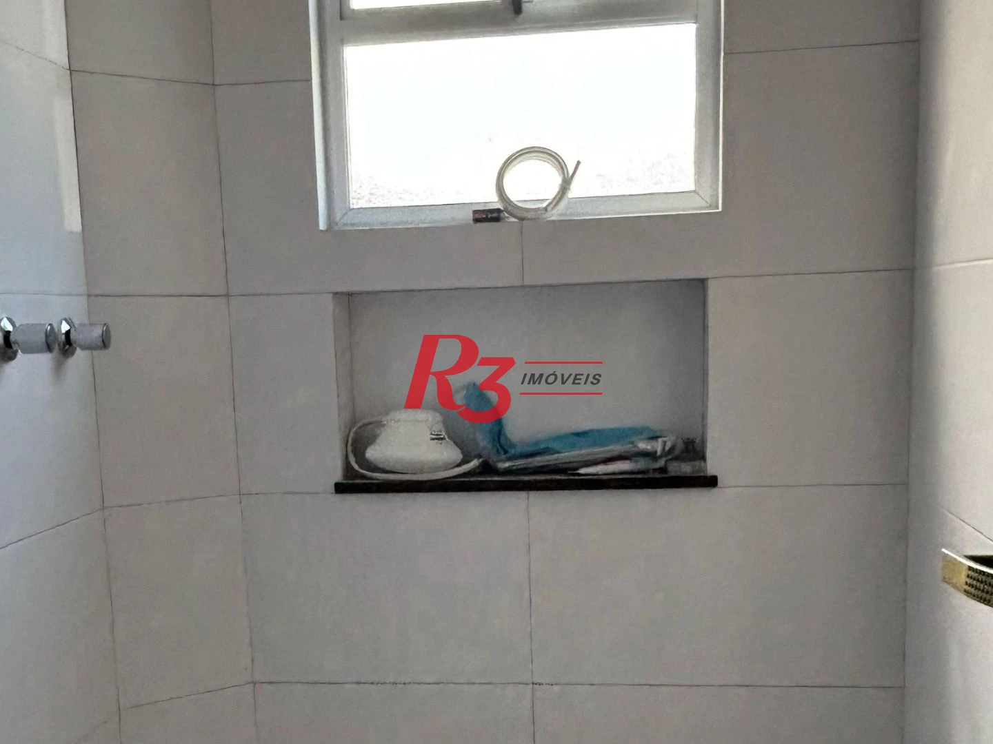 Casa com 2 dormitórios à venda, 78 m² por R$ 405.000,00 - Castelo - Santos/SP