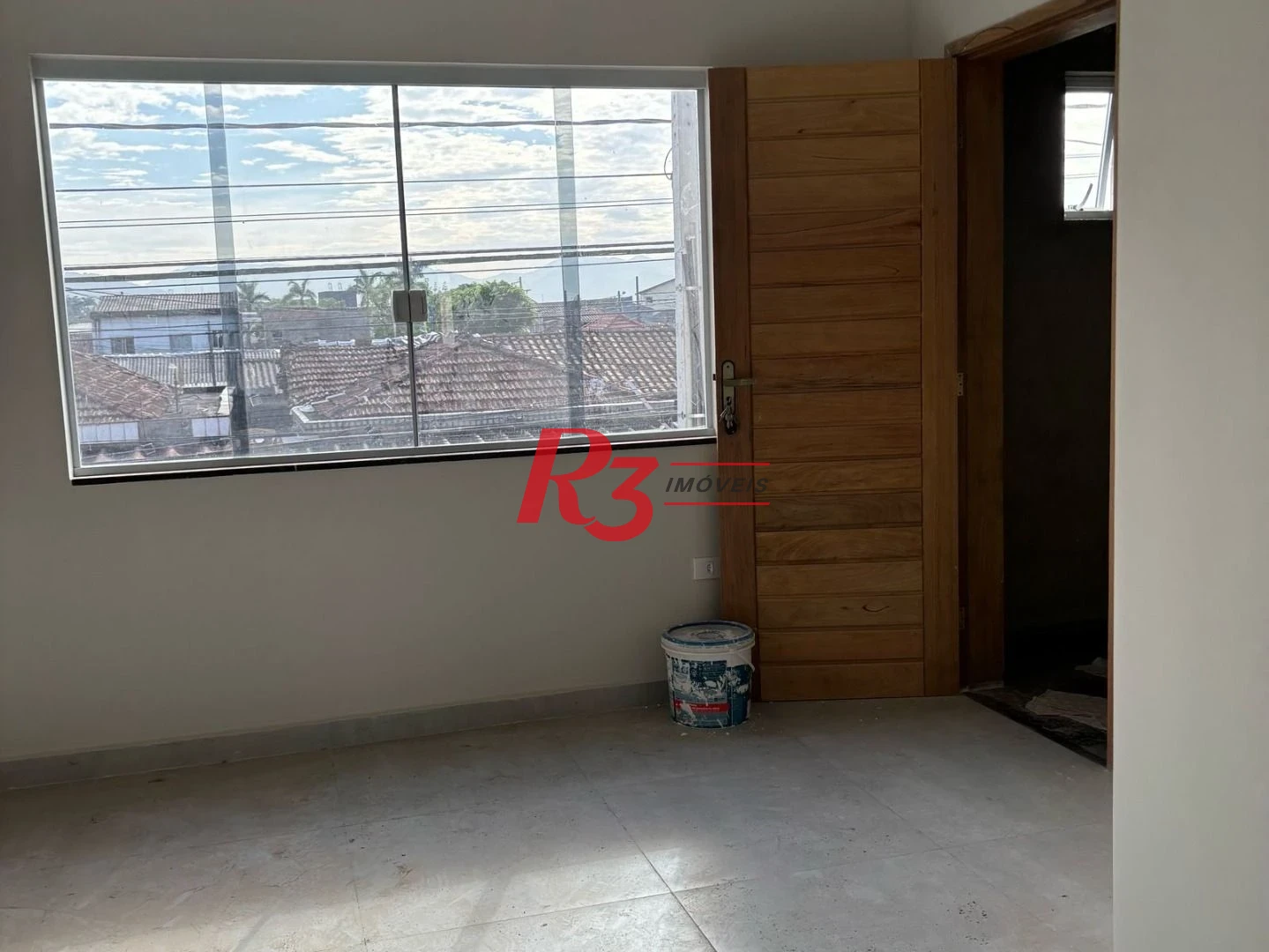 Casa com 2 dormitórios à venda, 78 m² por R$ 405.000,00 - Castelo - Santos/SP