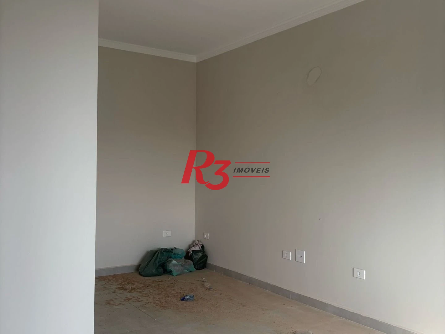Casa com 2 dormitórios à venda, 78 m² por R$ 405.000,00 - Castelo - Santos/SP