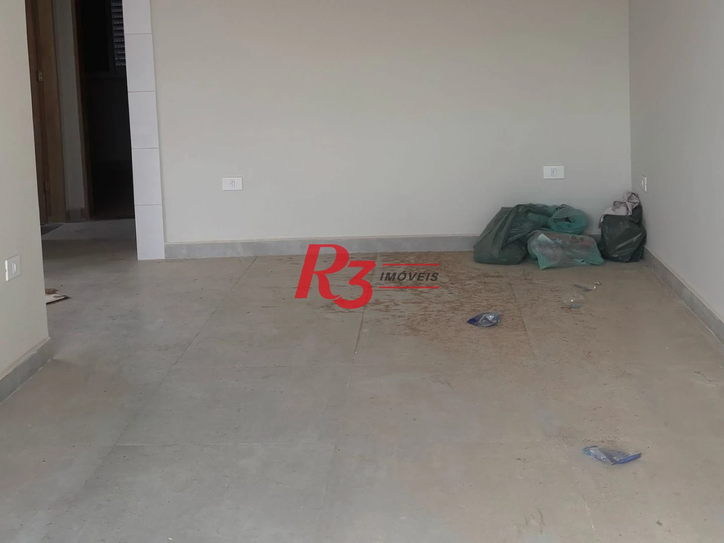 Casa com 2 dormitórios à venda, 78 m² por R$ 405.000,00 - Castelo - Santos/SP