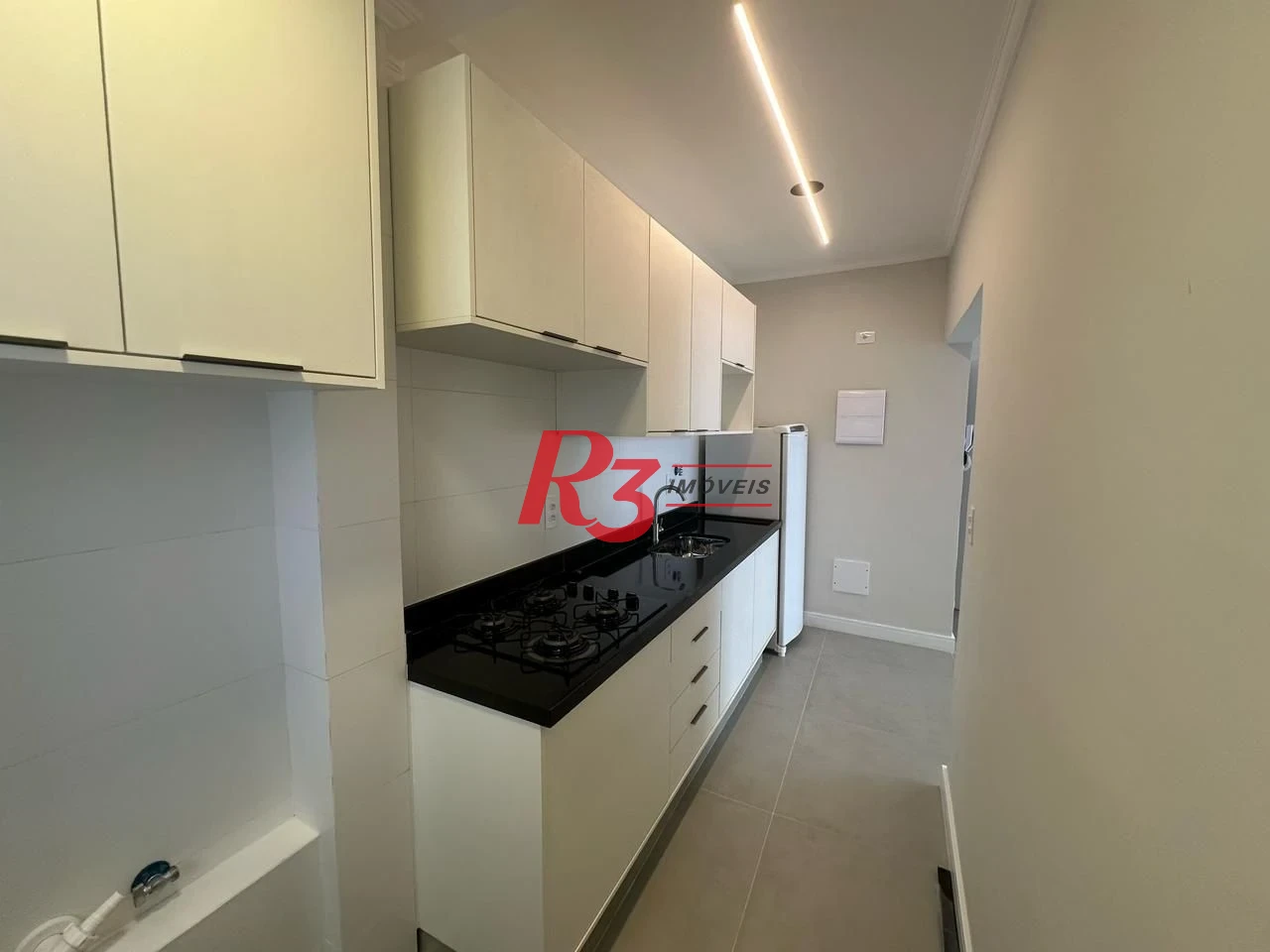 Apartamento com 1 dormitório à venda, 62 m² por R$ 400.000,00 - Gonzaga - Santos/SP
