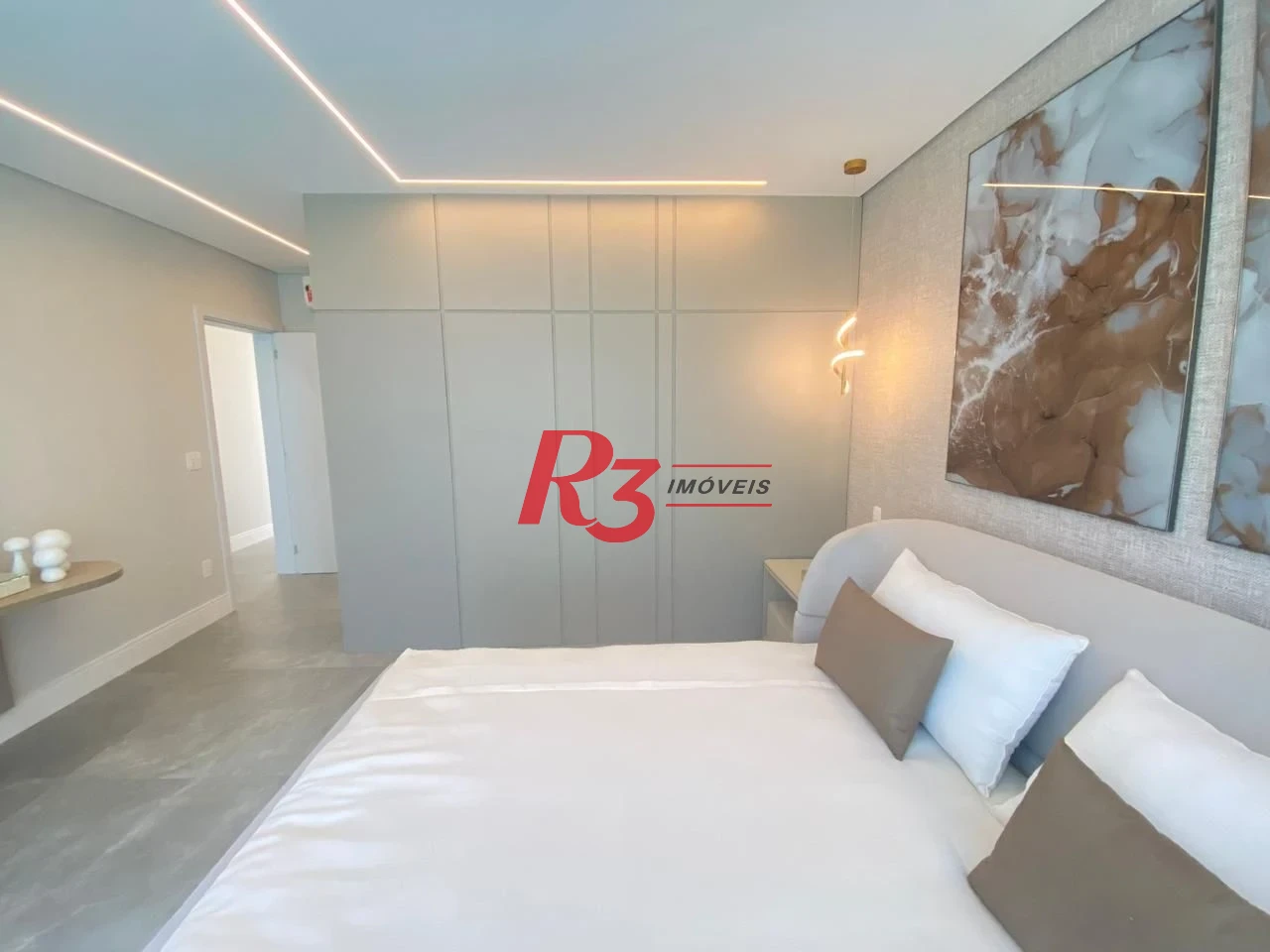 Casa Alto Padrão á venda 6 Suítes Piscina 6 VGS de Garagem Riviera de São Lourenço
