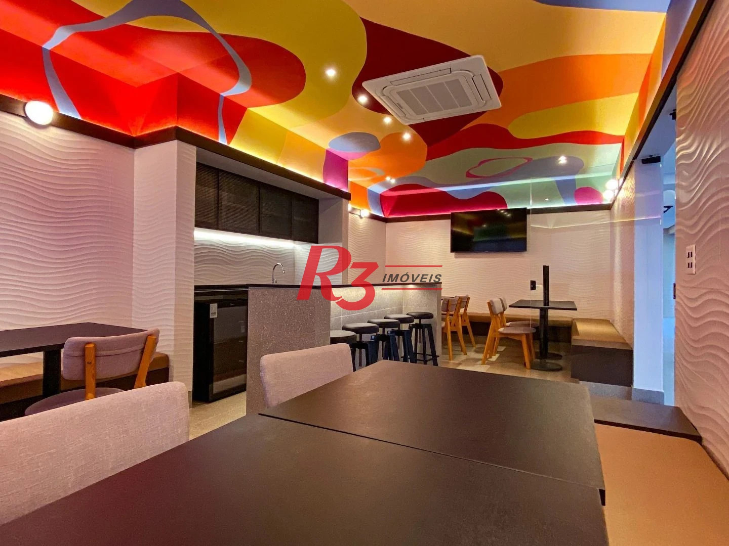 Apartamento com 2 dormitórios à venda, 75 m² por R$ 1.090.000,00 - José Menino - Santos/SP