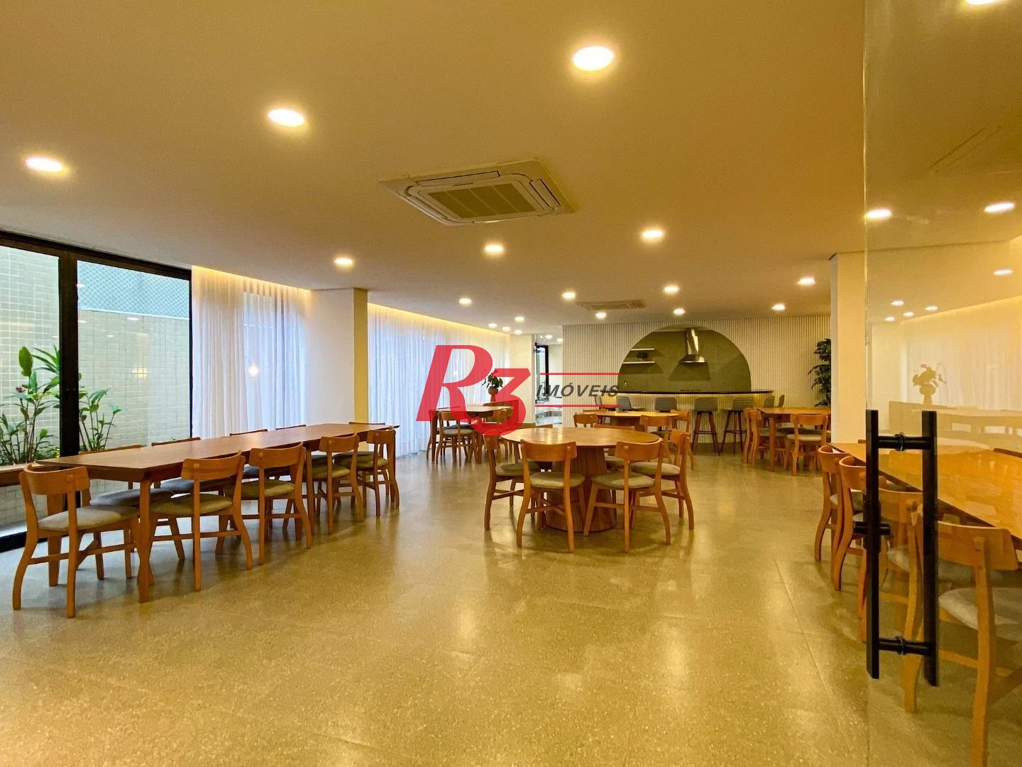 Apartamento com 2 dormitórios à venda, 75 m² por R$ 1.090.000,00 - José Menino - Santos/SP