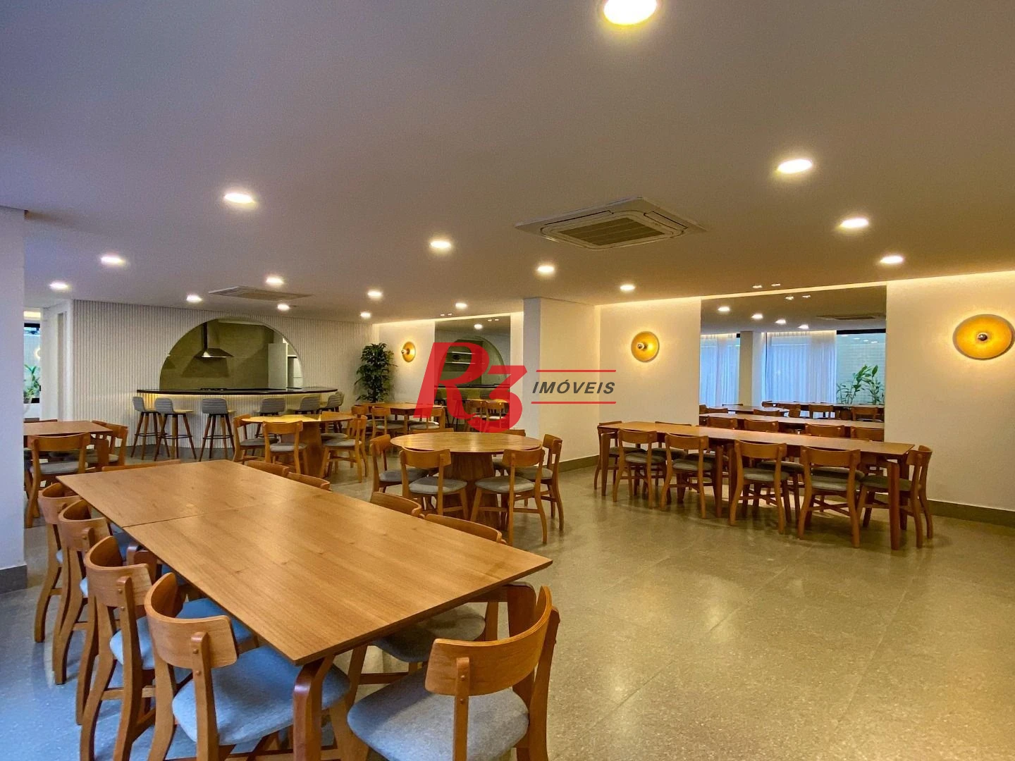 Apartamento com 2 dormitórios à venda, 75 m² por R$ 1.090.000,00 - José Menino - Santos/SP