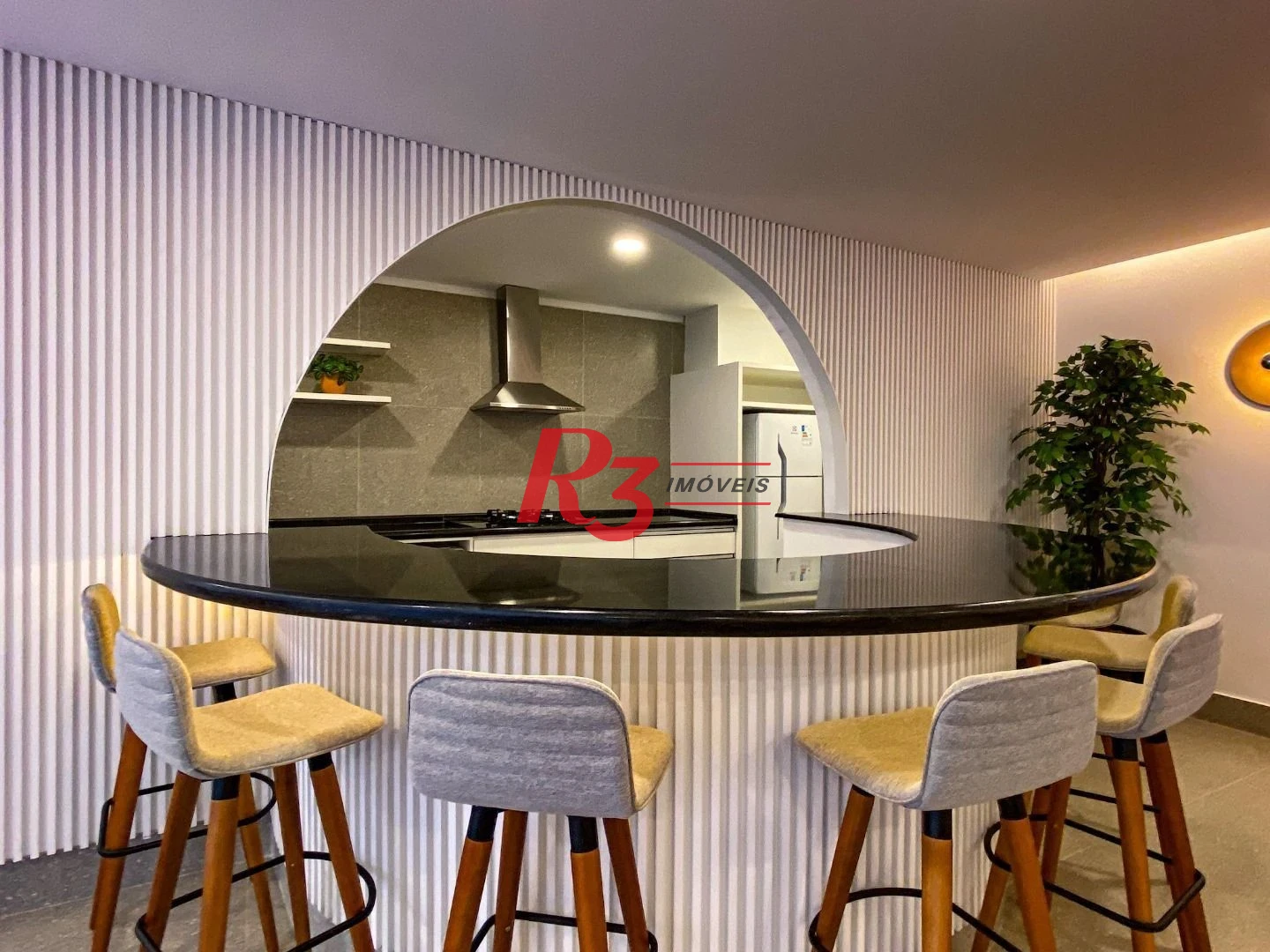Apartamento com 2 dormitórios à venda, 75 m² por R$ 1.090.000,00 - José Menino - Santos/SP