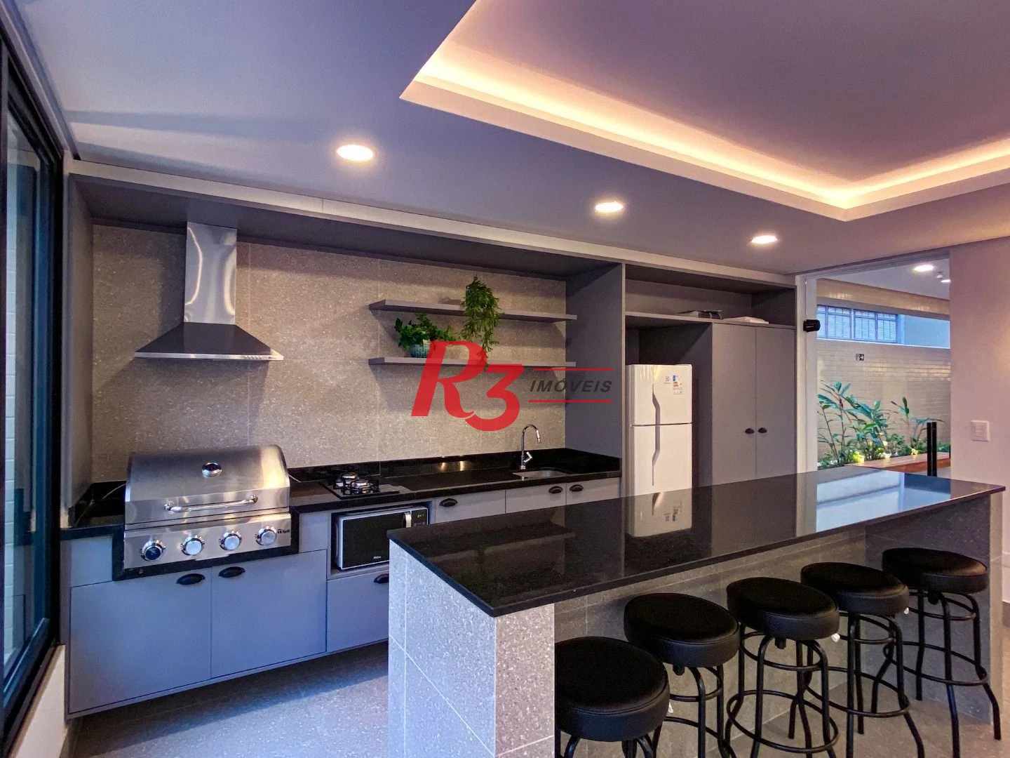 Apartamento com 2 dormitórios à venda, 75 m² por R$ 1.090.000,00 - José Menino - Santos/SP