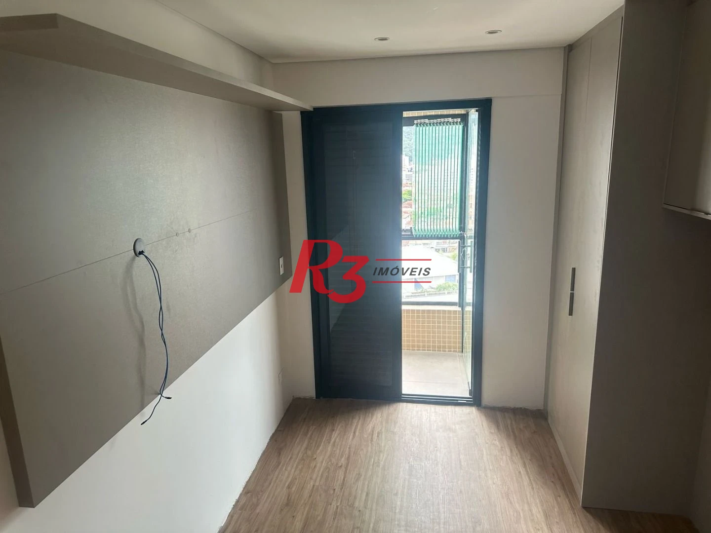 Apartamento com 2 dormitórios à venda, 75 m² por R$ 1.090.000,00 - José Menino - Santos/SP