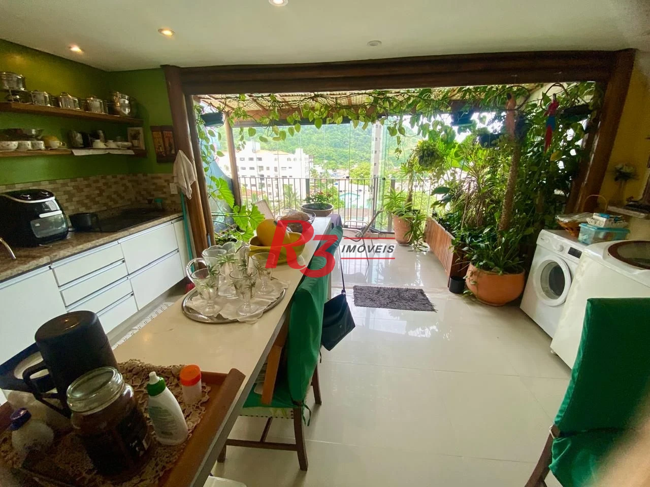 Cobertura com 3 dormitórios à venda, 298 m² por R$ 1.300.000,00 - Jardim Las Palmas - Guarujá/SP