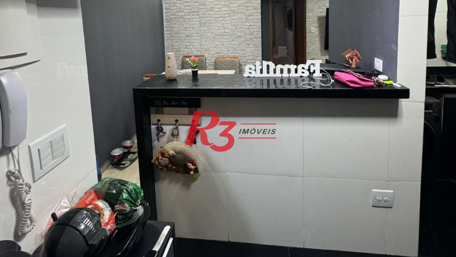 Apartamento à venda, 70 m² por R$ 300.000,00 - Saboó - Santos/SP