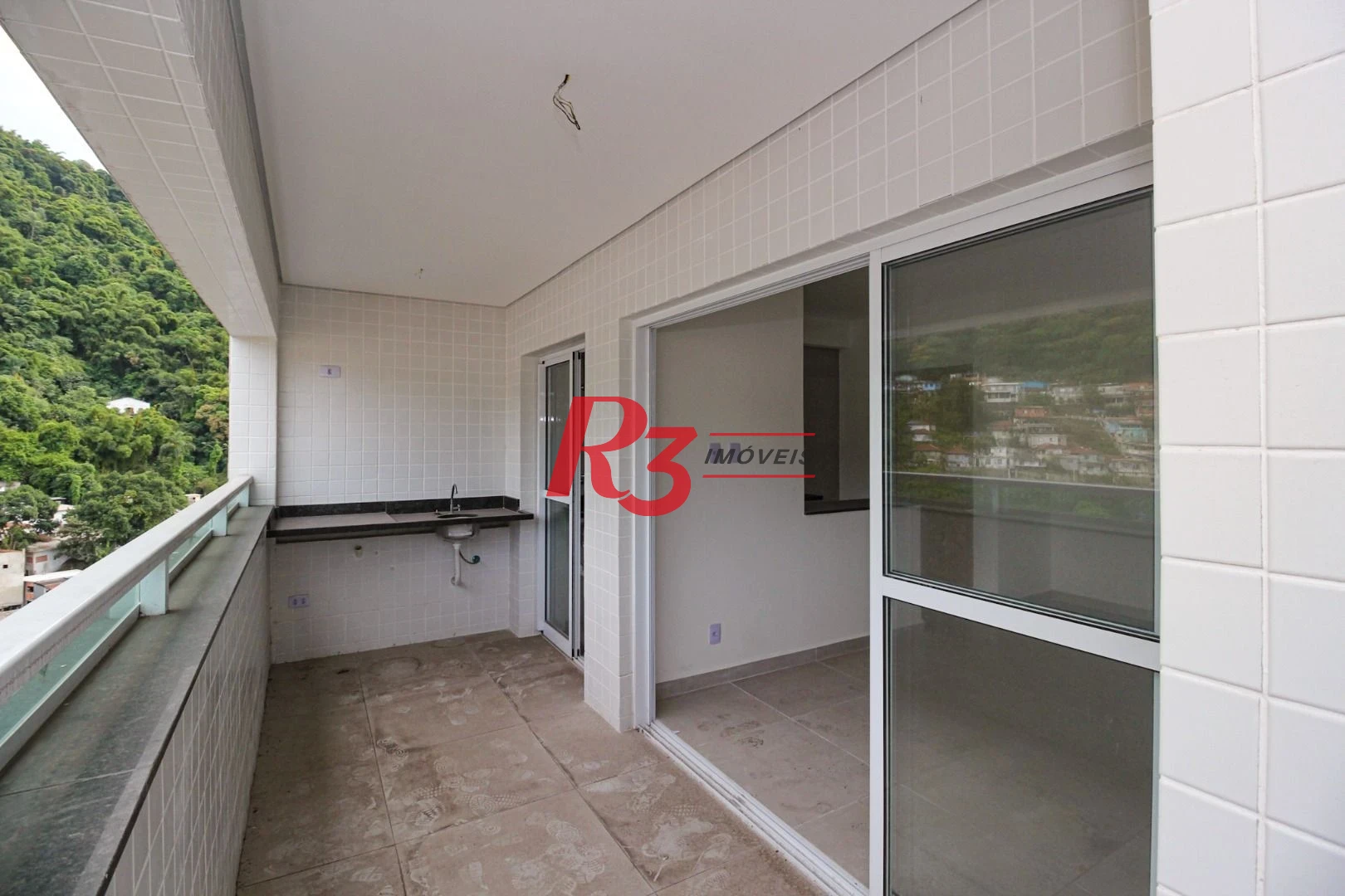 Apartamento com 2 dormitórios à venda, 59 m² por R$ 510.000,00 - Marapé - Santos/SP