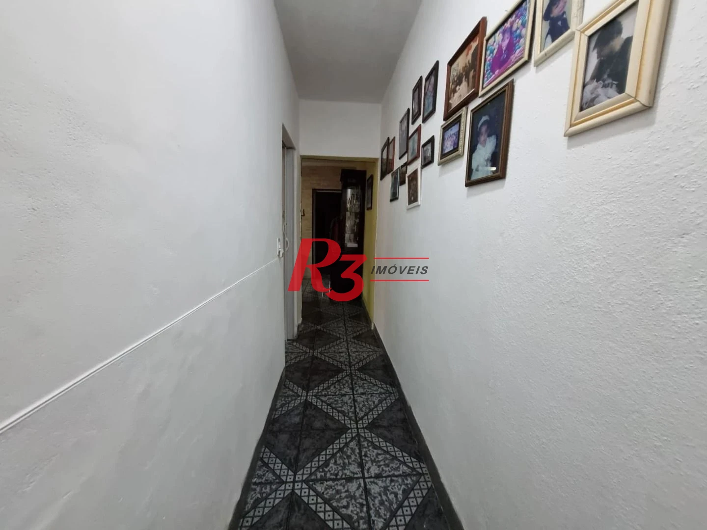 Sobrado com 3 dormitórios à venda, 120 m² por R$ 450.000,00 - Parque Bitaru - São Vicente/SP