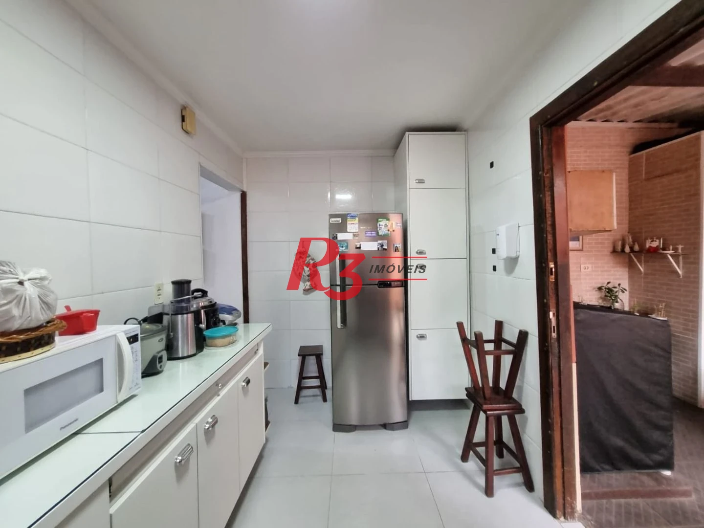 Sobrado com 3 dormitórios à venda, 120 m² por R$ 450.000,00 - Parque Bitaru - São Vicente/SP