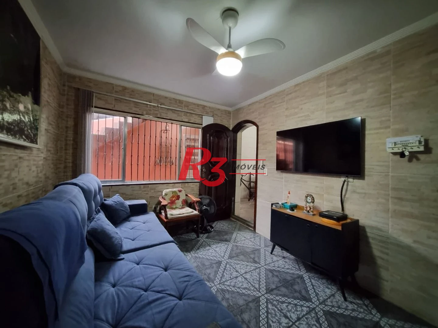 Sobrado com 3 dormitórios à venda, 120 m² por R$ 450.000,00 - Parque Bitaru - São Vicente/SP
