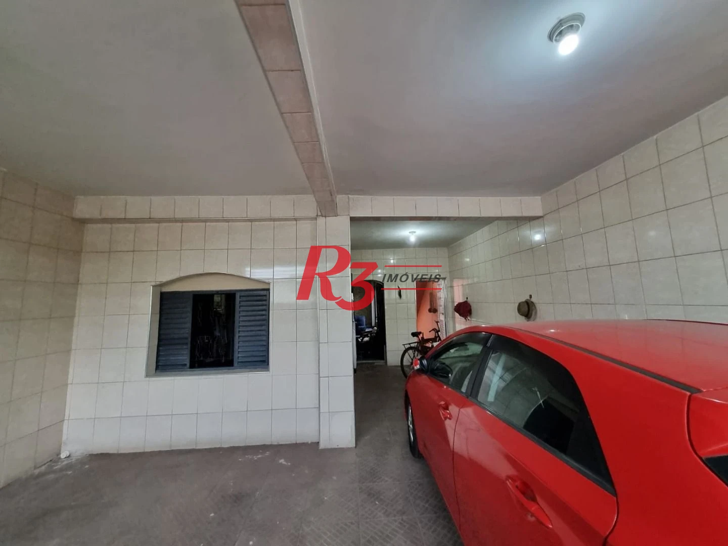 Sobrado com 3 dormitórios à venda, 120 m² por R$ 450.000,00 - Parque Bitaru - São Vicente/SP