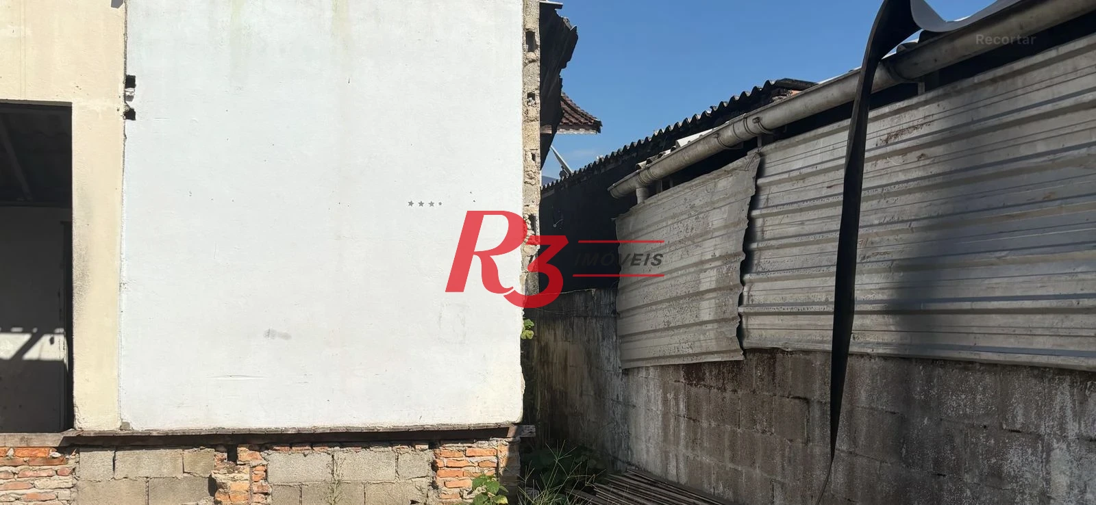 Terreno à venda, 196 m² por R$ 300.000,00 - Areia Branca - Santos/SP