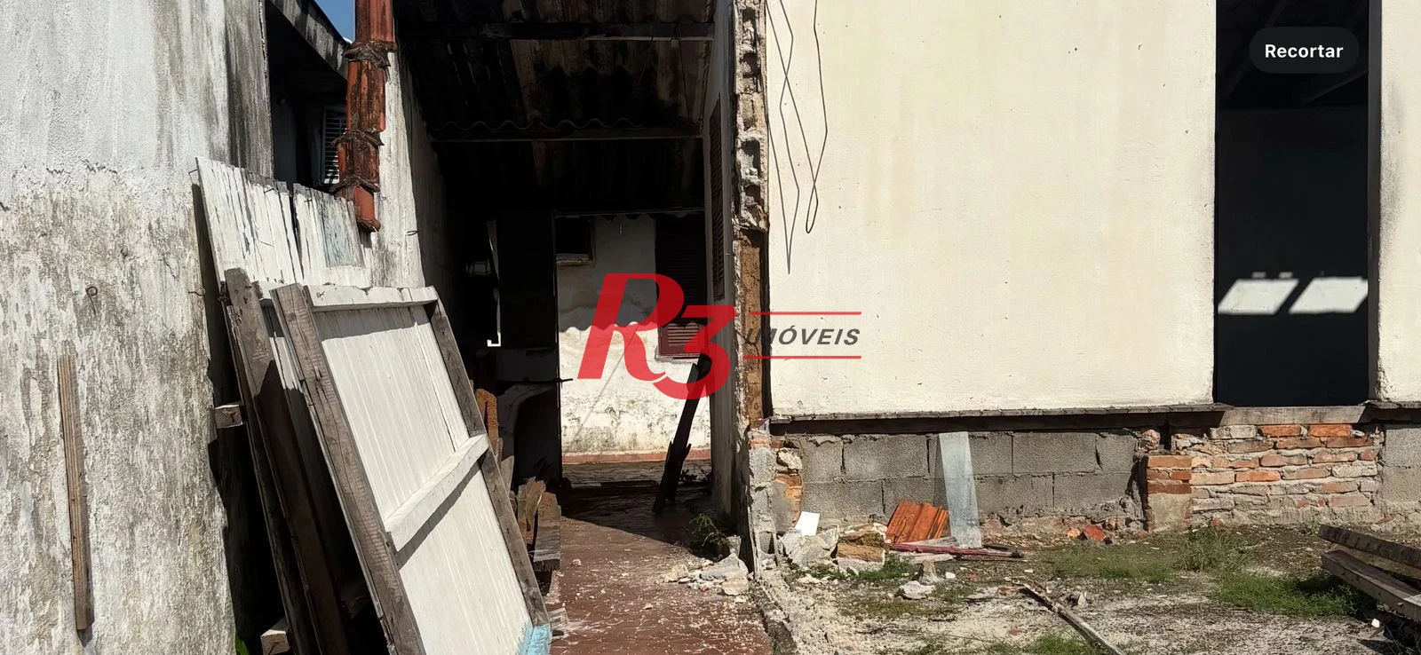 Terreno à venda, 196 m² por R$ 300.000,00 - Areia Branca - Santos/SP