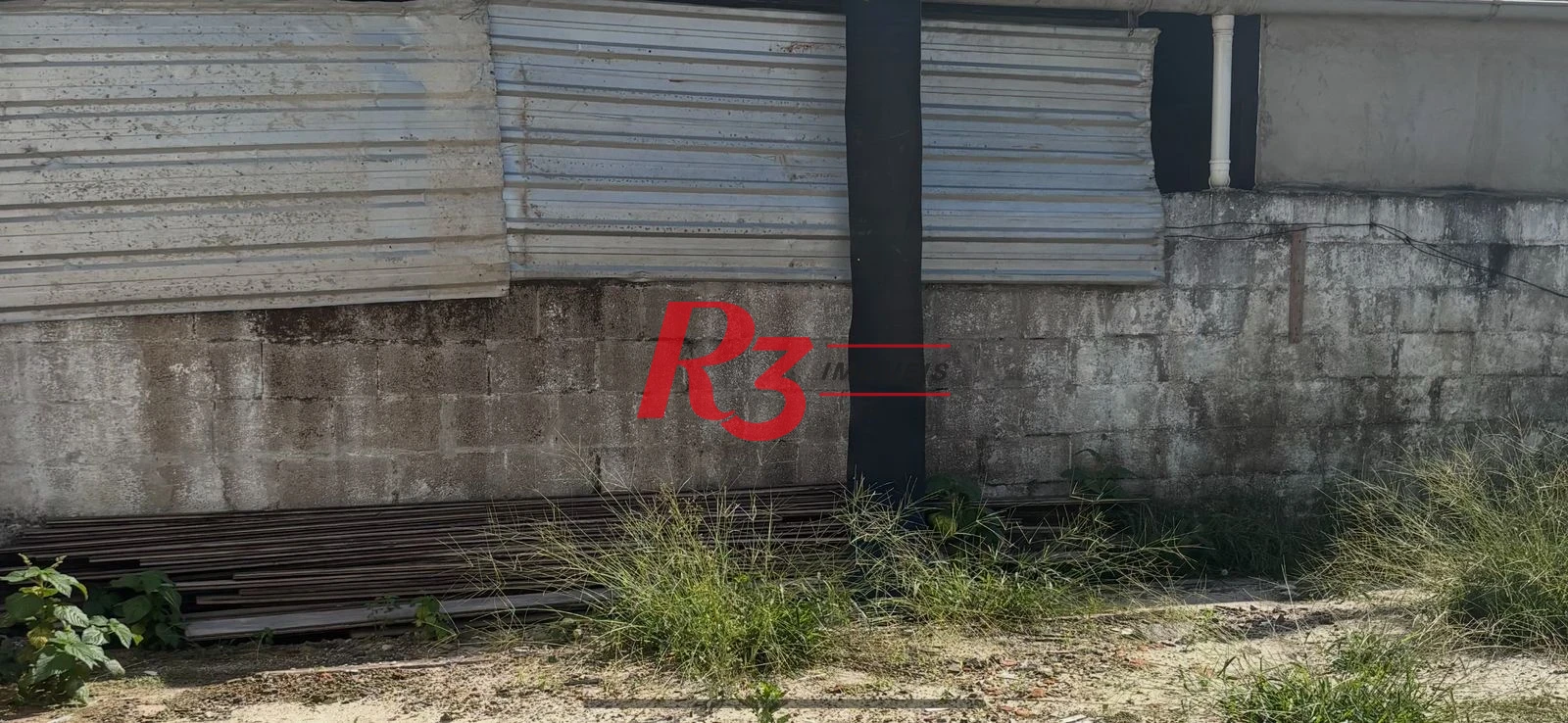 Terreno à venda, 196 m² por R$ 300.000,00 - Areia Branca - Santos/SP