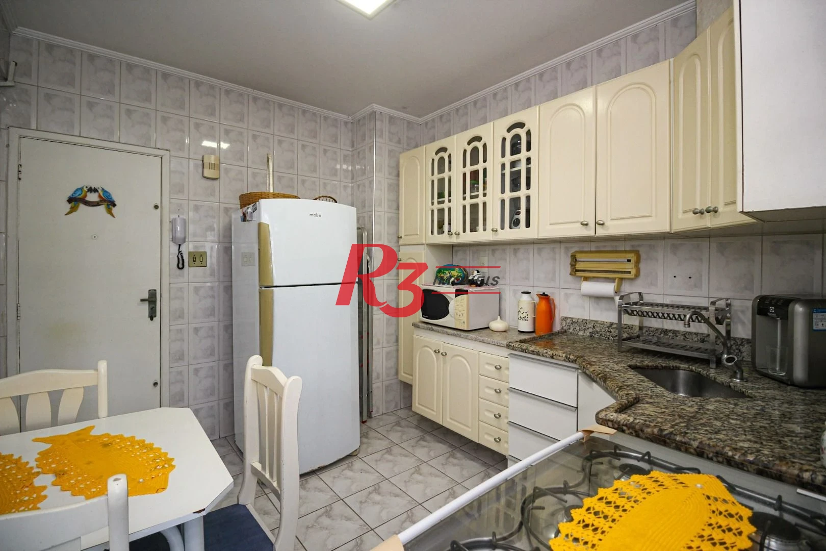 Apartamento para alugar, 77 m² por R$ 4.400,00/mês - Boqueirão - Santos/SP