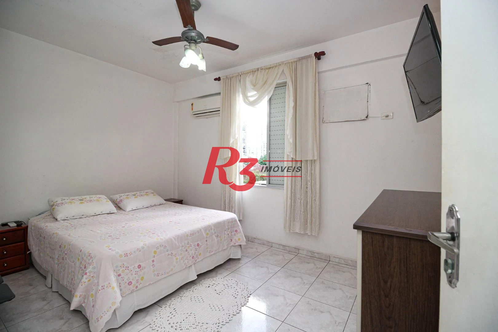Apartamento para alugar, 77 m² por R$ 4.400,00/mês - Boqueirão - Santos/SP
