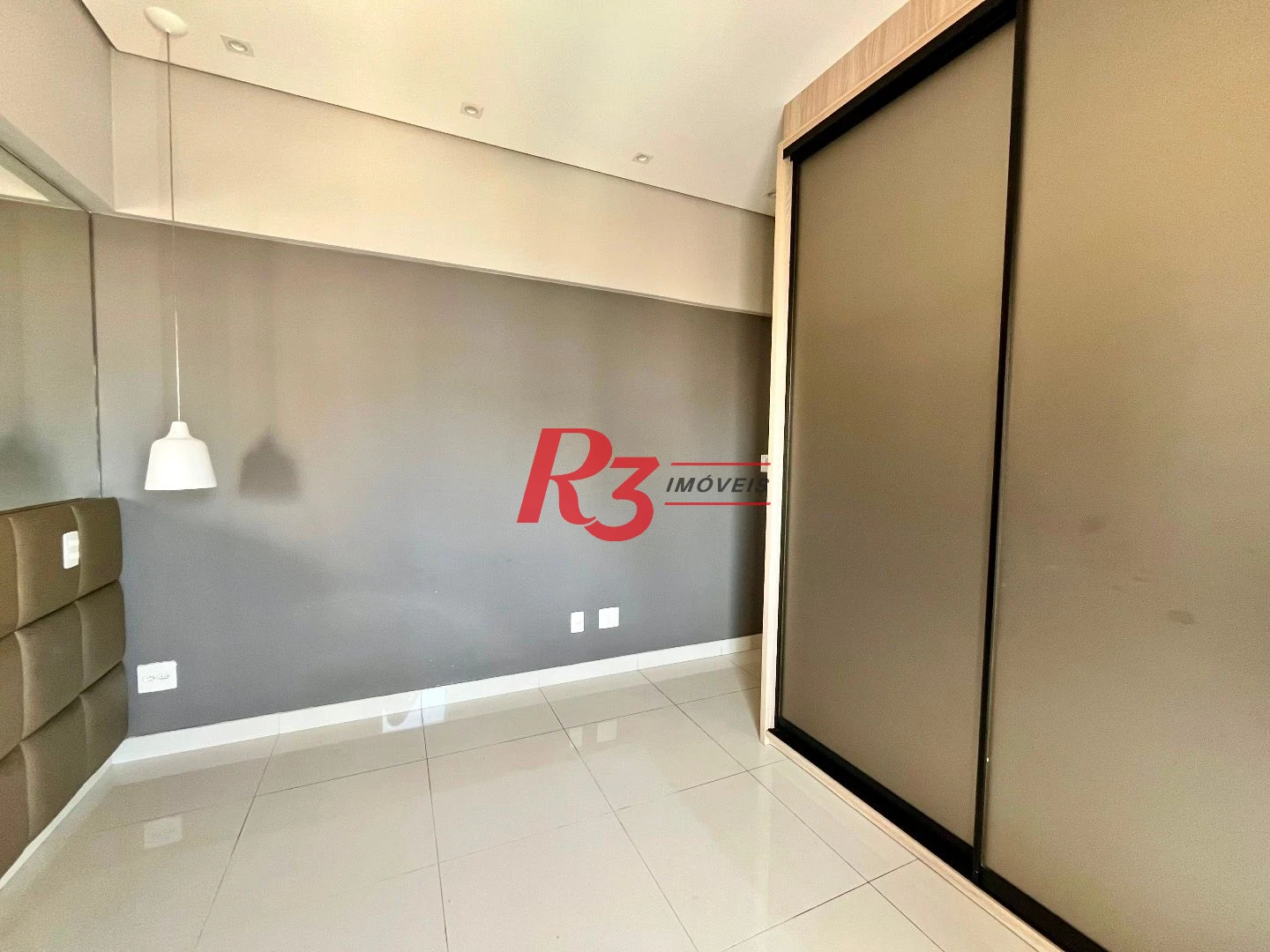 Apartamento com 3 dormitórios à venda, 100 m² por R$ 1.300.000,00 - Boqueirão - Santos/SP
