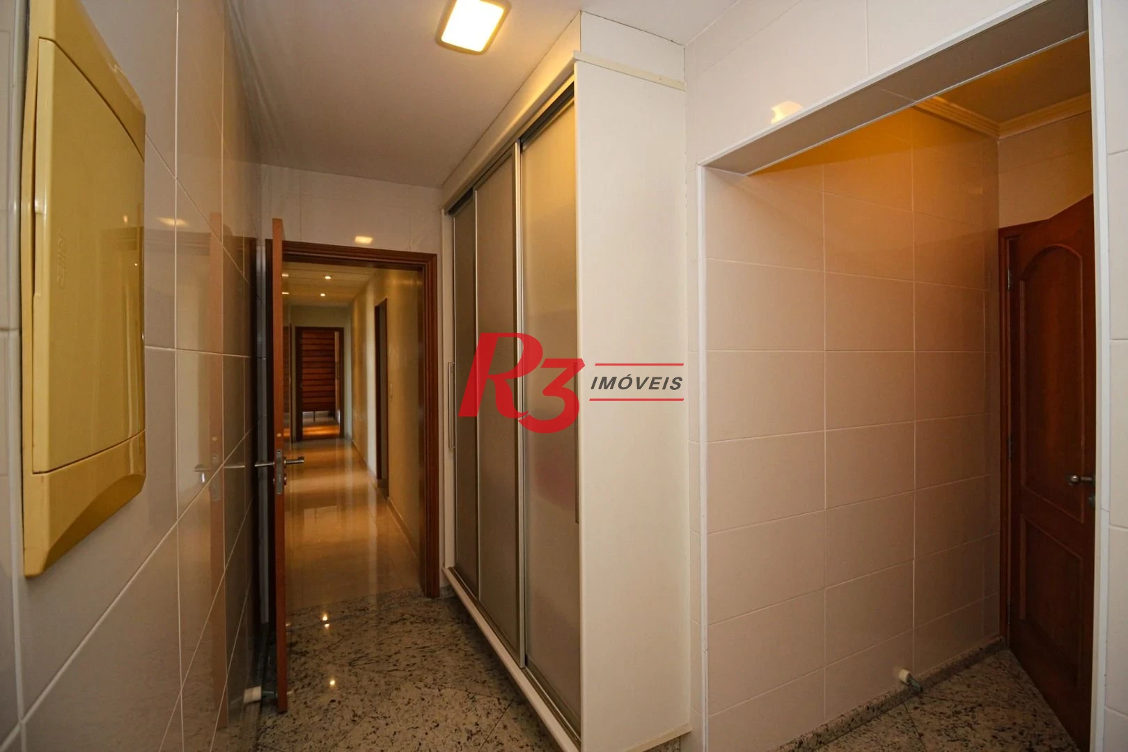 Apartamento com 3 dormitórios à venda, 232 m² por R$ 3.800.000,00 - Embaré - Santos/SP