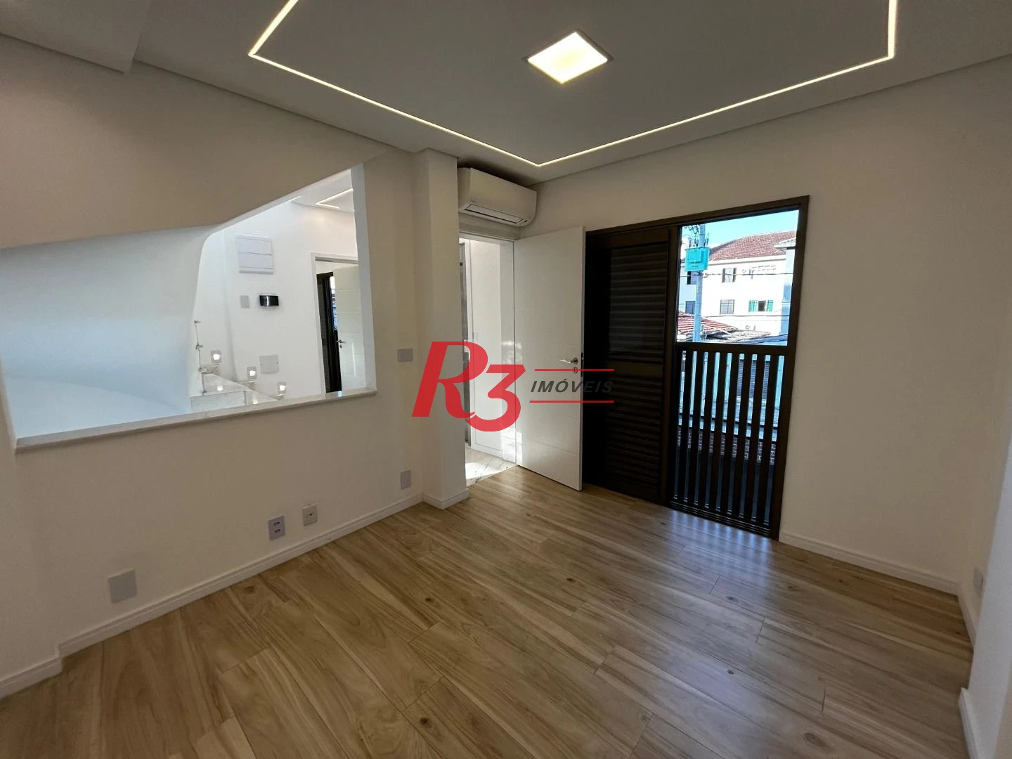 Casa com 4 dormitórios, 250 m² - venda por R$ 4.000.000,00 ou aluguel por R$ 20.430,00/mês - Campo Grande - Santos/SP