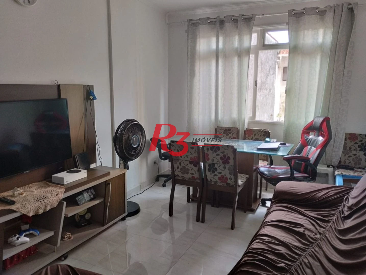 Vendo apartamento todo reformado Bairro Campo Grande. OPORTUNIDADE!!