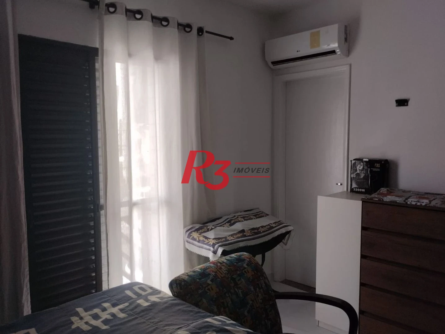 Vendo apartamento todo reformado Bairro Campo Grande. OPORTUNIDADE!!