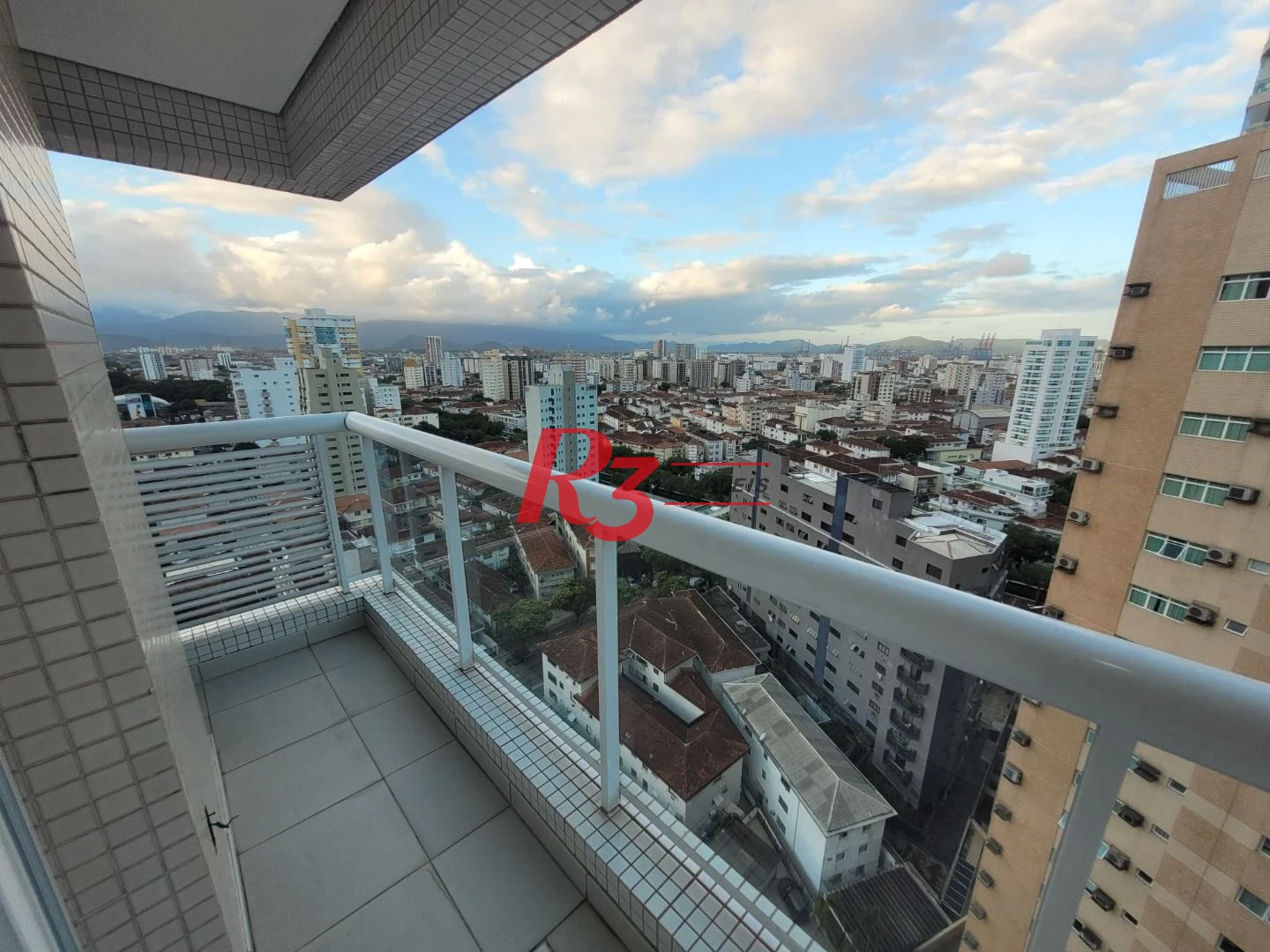 Apartamento com 3 dormitórios para alugar, 93 m² por R$ 7.500,02/mês - Boqueirão - Santos/SP