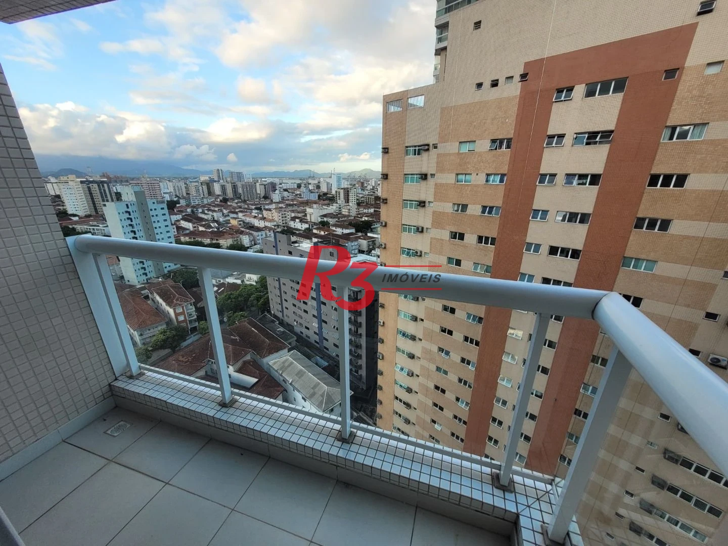 Apartamento com 3 dormitórios para alugar, 93 m² por R$ 7.500,02/mês - Boqueirão - Santos/SP