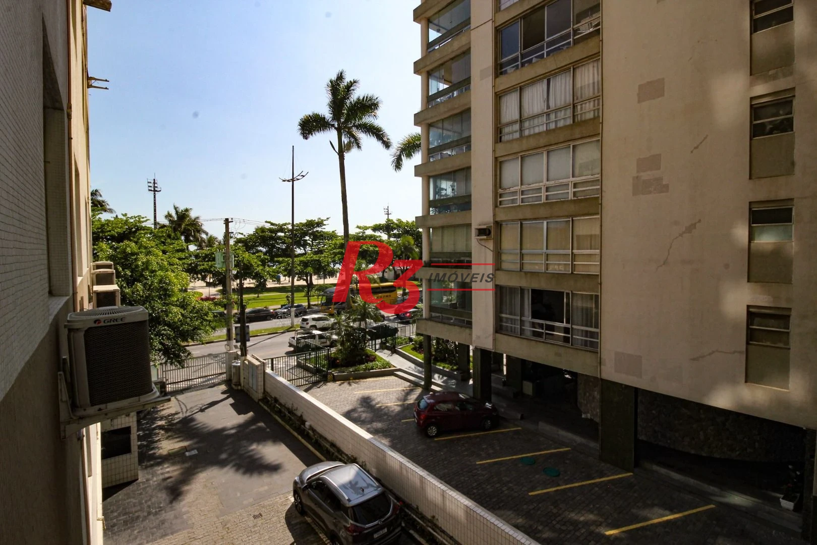 Apartamento com 2 dormitórios à venda, 80 m² por R$ 830.000,00 - Boqueirão - Santos/SP