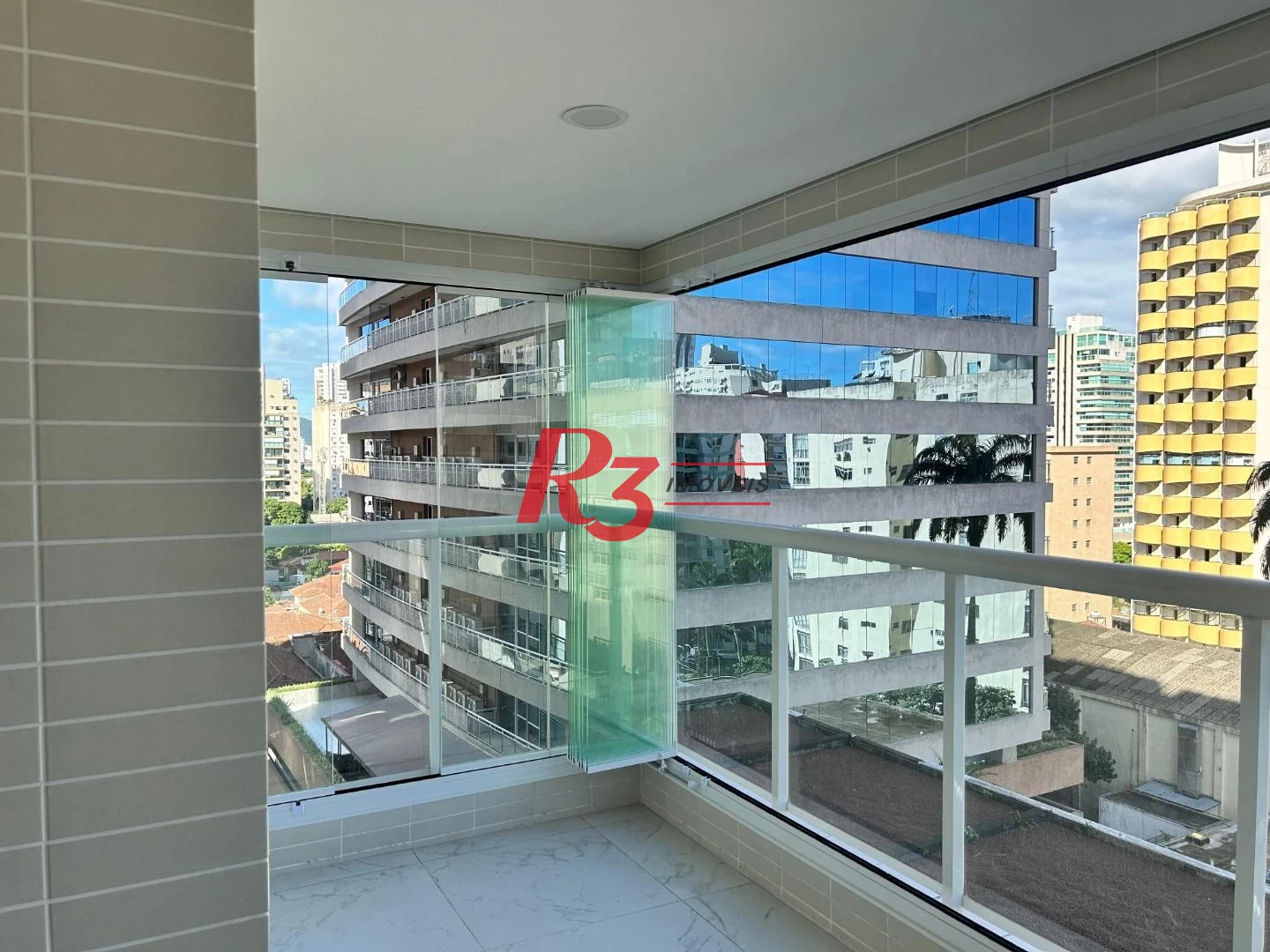 Apartamento com 2 dormitórios para alugar, 87 m² por R$ 7.500,00/mês - Gonzaga - Santos/SP