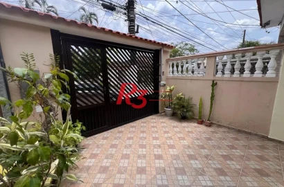 Casa com 2 dormitórios à venda, 115 m² por R$ 420.000,00 - Vila São Jorge - São Vicente/SP