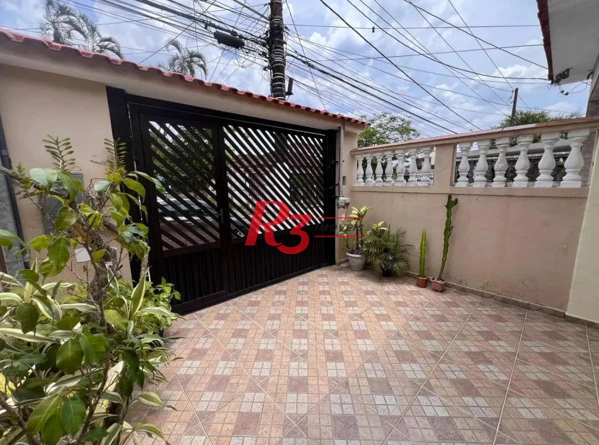 Casa com 2 dormitórios à venda, 115 m² por R$ 420.000,00 - Vila São Jorge - São Vicente/SP