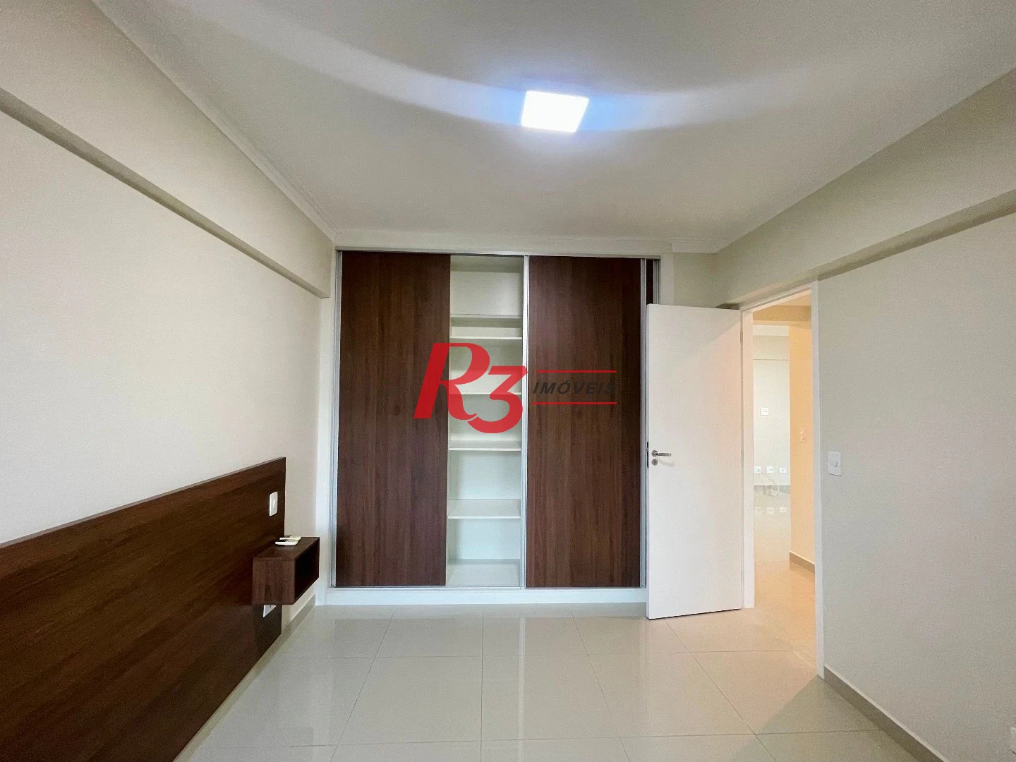 Apartamento com 3 dormitórios para alugar, 111 m² por R$ 5.900,00/mês - Encruzilhada - Santos/SP