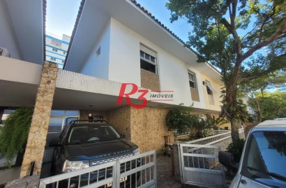 Village com 4 dormitórios para alugar, 160 m² por R$ 7.500,00/mês - Aparecida - Santos/SP