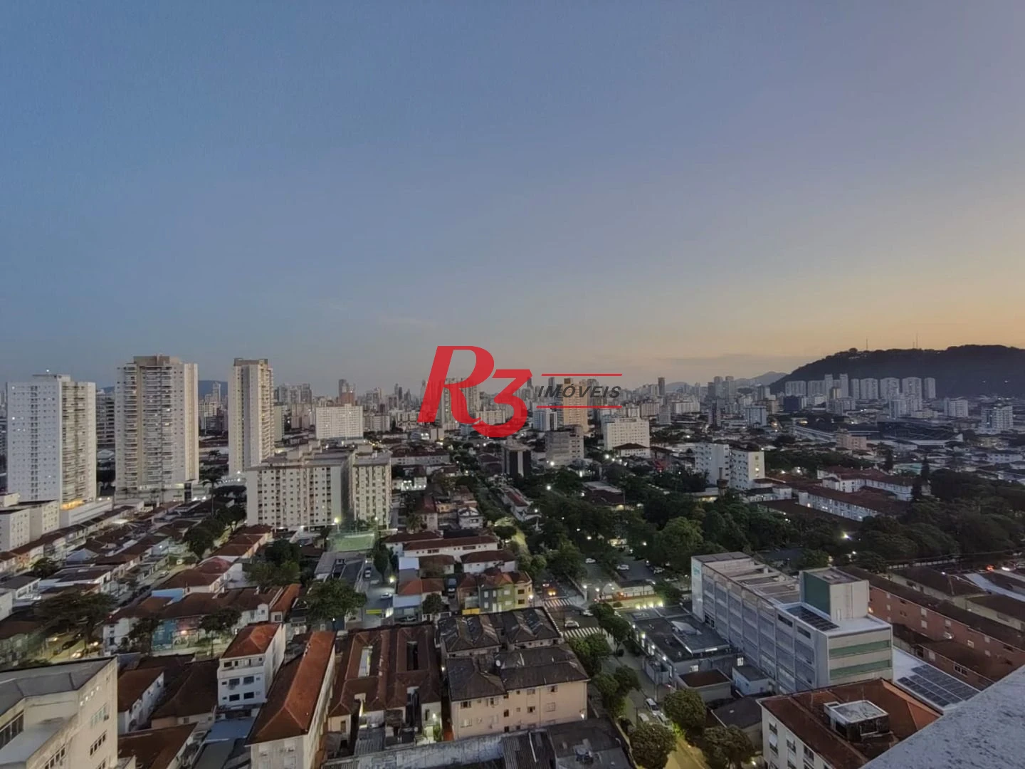 Sala à venda, 67 m² por R$ 650.000,00 - Vila Belmiro - Santos/SP