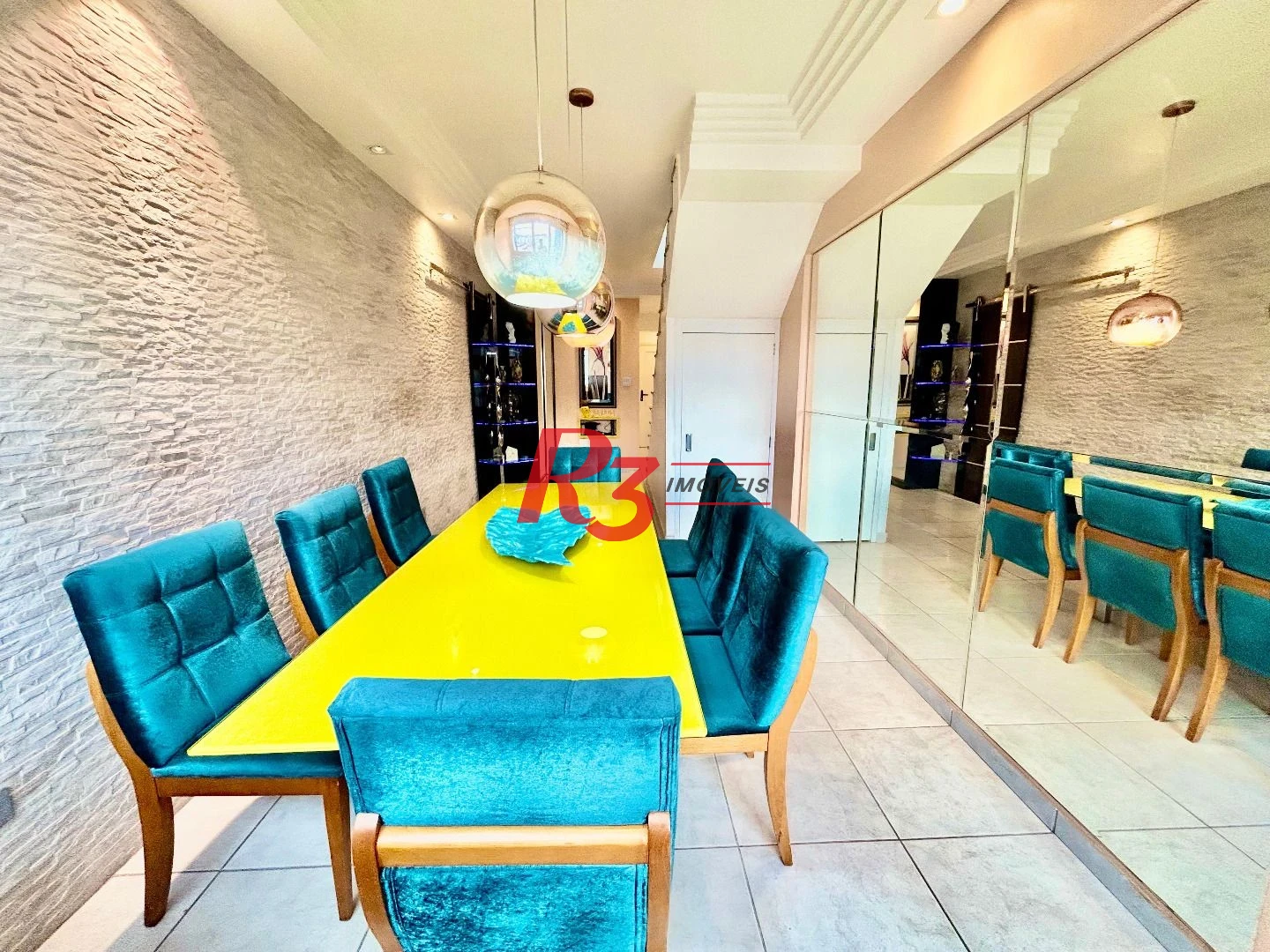 Cobertura com 3 dormitórios à venda, 137 m² por R$ 1.100.000,00 - Campo Grande - Santos/SP
