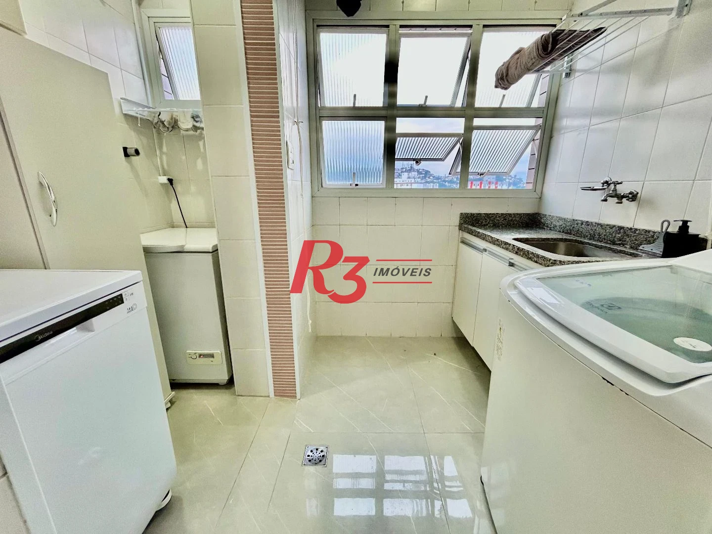 Cobertura com 3 dormitórios à venda, 137 m² por R$ 1.100.000,00 - Campo Grande - Santos/SP